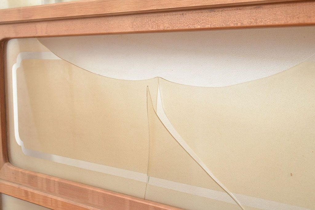 ヴィンテージ建具　昭和中期　珍しい桟のデザインが目を引くガラス戸4枚セット　(R-048398)