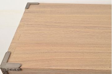 中古　国産　伝統工芸　桐屋田中製　優美な牡丹金具が品の良さを高める総桐材製の衣装箪笥(定価約60万円)(桐箪笥、整理箪笥、チェスト、引き出し、桐たんす)(R-048403)