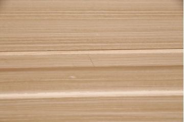 中古　上品な和の趣を漂わせる国産の総桐箪笥(衣装箪笥、和タンス、桐たんす)(R-048408)