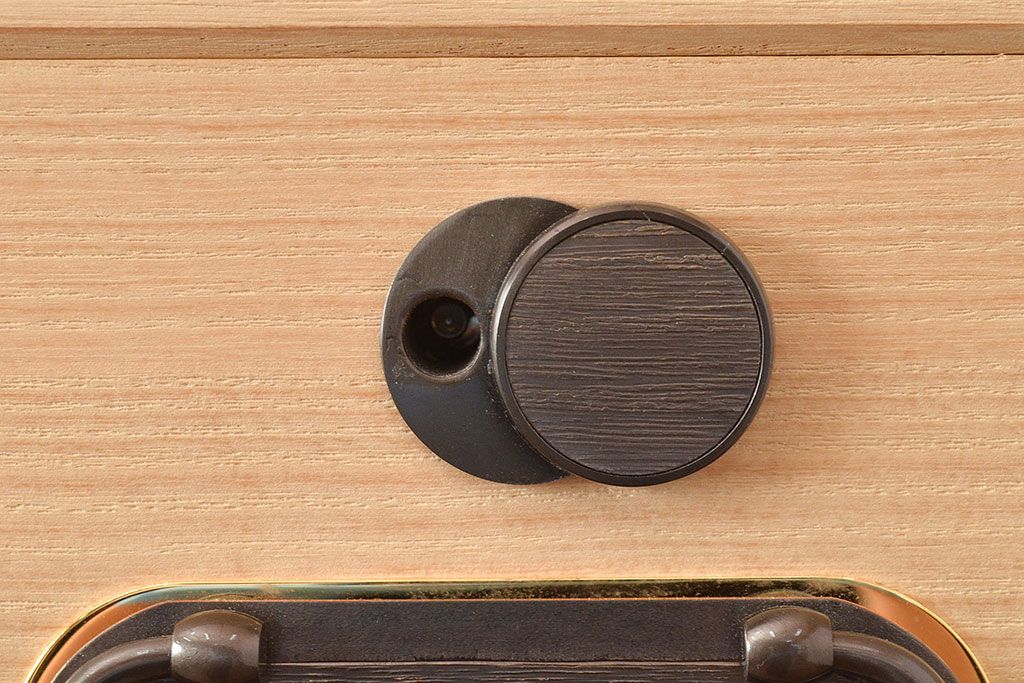 中古　伝統工芸品　伝統工芸士・横山松雄作　明るい木肌が温もりを感じさせる加茂総桐箪笥(総桐たんす、引き出し、チェスト、衣装タンス)(R-048411)