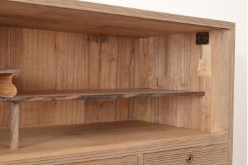 中古　国産　衣装盆付き　素朴な風合いが魅力の総桐箪笥(着物箪笥、衣装箪笥、和タンス、引き出し、チェスト、桐たんす)(R-048413)