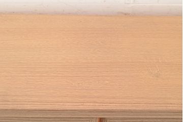 中古　国産　衣装盆付き　素朴な風合いが魅力の総桐箪笥(着物箪笥、衣装箪笥、和タンス、引き出し、チェスト、桐たんす)(R-048413)