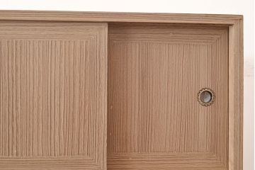 中古　国産　衣装盆付き　素朴な風合いが魅力の総桐箪笥(着物箪笥、衣装箪笥、和タンス、引き出し、チェスト、桐たんす)(R-048413)