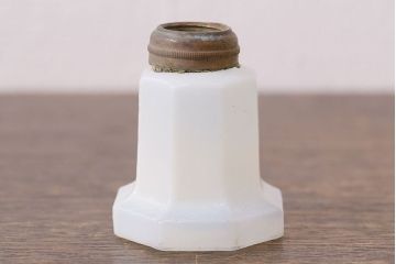 明治〜大正期　乳白八角台　豆ランプ(オイルランプ、油壷)(R-048420)