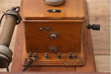 大正〜昭和初期　デルビル磁石式電話機(壁掛け電話機)(R-048425)