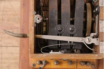 大正〜昭和初期　デルビル磁石式電話機(壁掛け電話機)(R-048425)