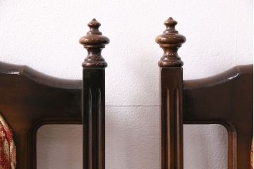 和製ビンテージ　カリモク家具(karimoku)　エレガントなデザインが格調高い雰囲気を醸し出すチェア4脚セット(ダイニングチェア、椅子)(R-048428)