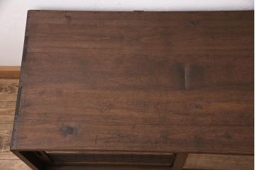 和製アンティーク 和の趣あふれる、オリジナル組子入りガラスの箪笥ローボード(戸棚、テレビ台、テレビボード、時代箪笥)(R-048431)