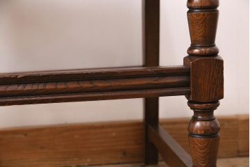 イギリスビンテージ　堂々とした風格を感じるオーク材製のチェア(椅子、ダイニングチェア)(R-048437)