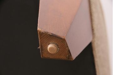 中古　HENREDON(ヘンレドン)　丸みを帯びたデザインが可愛らしいシンプルなオットマン(スツール、チェア)(R-048443)