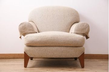 中古　HENREDON(ヘンレドン)　丸みを帯びたデザインが可愛らしい一人掛けソファ(シングル、アームチェア、1Pソファ)(R-048444)