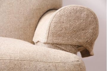 中古　HENREDON(ヘンレドン)　丸みを帯びたデザインが可愛らしい一人掛けソファ(シングル、アームチェア、1Pソファ)(R-048444)