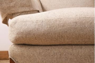 中古　HENREDON(ヘンレドン)　丸みを帯びたデザインが可愛らしい一人掛けソファ(シングル、アームチェア、1Pソファ)(R-048444)