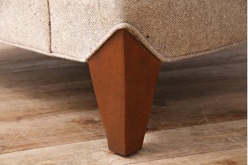 中古　HENREDON(ヘンレドン)　丸みを帯びたデザインが可愛らしい一人掛けソファ(シングル、アームチェア、1Pソファ)(R-048444)