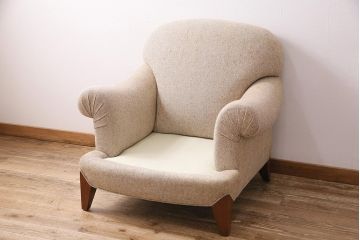 中古　HENREDON(ヘンレドン)　丸みを帯びたデザインが可愛らしい一人掛けソファ(シングル、アームチェア、1Pソファ)(R-048444)