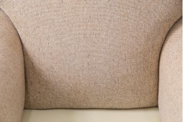 中古　HENREDON(ヘンレドン)　丸みを帯びたデザインが可愛らしい一人掛けソファ(シングル、アームチェア、1Pソファ)(R-048444)