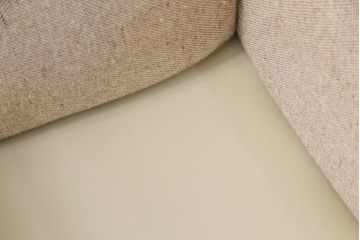 中古　HENREDON(ヘンレドン)　丸みを帯びたデザインが可愛らしい一人掛けソファ(シングル、アームチェア、1Pソファ)(R-048444)