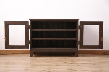 和製アンティーク　桐タンスリメイク!!　結霜ガラスと金具が上品な趣を醸し出すテレビ台(ローボード、収納棚、テレビボード)(R-048445)