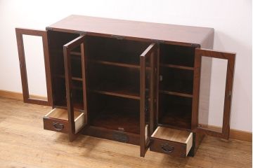 中古　伝統民芸家具　岩谷堂箪笥　存在感のある黒い金具が目を引くサイドボード(収納棚、戸棚、キャビネット)(R-048450)