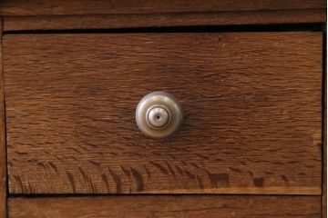 イギリスアンティーク　品のある佇まいが素敵な、両面使いが出来るカウンターテーブル(デスク、在宅ワーク、在宅用レジ台、作業台、収納棚)(R-048452)