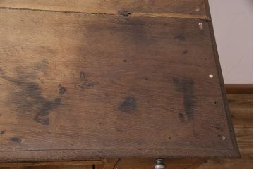 イギリスアンティーク　品のある佇まいが素敵な、両面使いが出来るカウンターテーブル(デスク、在宅ワーク、在宅用レジ台、作業台、収納棚)(R-048452)