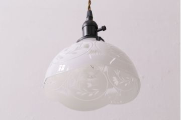 アンティーク照明　端正な美しさが際立つ爽やかな切子ガラス電笠照明　レプリカ(被せガラス、天井照明、吊り下げ照明、ペンダントライト)(R-048466)