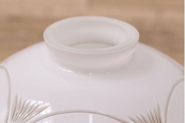 アンティーク照明　端正な美しさが際立つ爽やかな切子ガラス電笠照明　レプリカ(被せガラス、天井照明、吊り下げ照明、ペンダントライト)(R-048466)