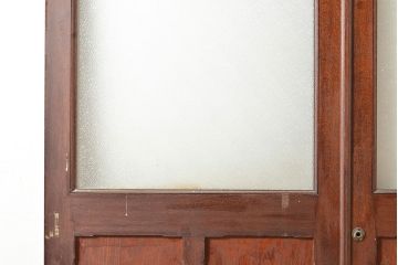 アンティーク建具　ダイヤガラスがノスタルジックな雰囲気を演出する両開き扉(観音開き、ドア、建具)(R-048472)
