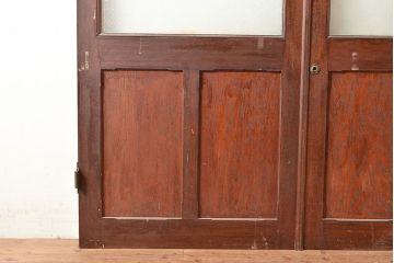アンティーク建具　ダイヤガラスがノスタルジックな雰囲気を演出する両開き扉(観音開き、ドア、建具)(R-048472)