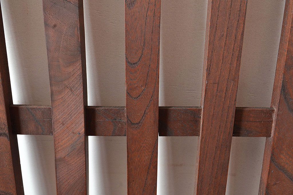 アンティーク建具　明治期　希少　古い木の風合いが魅力的な欅(ケヤキ)材の荒格子戸1枚　(R-048474)