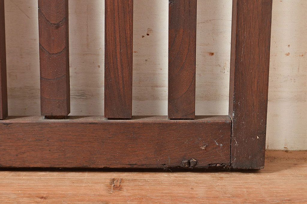 アンティーク建具　明治期　希少　古い木の風合いが魅力的な欅(ケヤキ)材の荒格子戸1枚　(R-048474)