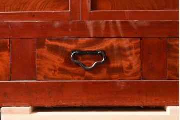 和製アンティーク　希少・美品!赤みがかった色味が上質な雰囲気を醸し出す7尺水屋箪笥(重ね箪笥、収納棚、戸棚)(R-048475)