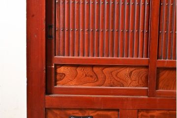 和製アンティーク 希少・美品!赤みがかった色味が上質な雰囲気を醸し出す水屋箪笥サイドボード(7尺水屋箪笥、収納棚、戸棚、サイドキャビネット)(R-048477)