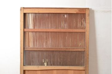 アンティーク建具　品よく並んだ縦桟が和の趣きを高める蔵戸(引き戸、玄関戸)(R-048479)