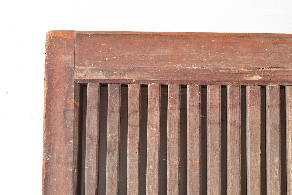 アンティーク建具　枠ヒノキ材・腰板ケヤキ材　経年によって増した味わいが魅力の蔵戸(引き戸、玄関戸)(R-048480)