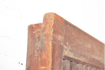 アンティーク建具　枠ヒノキ材・腰板ケヤキ材　経年によって増した味わいが魅力の蔵戸(引き戸、玄関戸)(R-048480)