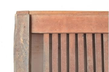 アンティーク建具　枠ヒノキ材・腰板ケヤキ材　経年によって増した味わいが魅力の蔵戸(引き戸、玄関戸)(R-048480)