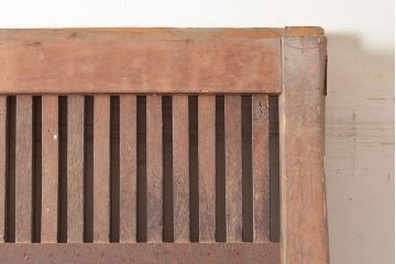 アンティーク建具　枠ヒノキ材・腰板ケヤキ材　経年によって増した味わいが魅力の蔵戸(引き戸、玄関戸)(R-048480)