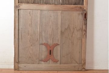 アンティーク建具　総栗材　情緒溢れる空間作りに!味のある風合いが魅力の蔵戸(引き戸、玄関戸)(R-048481)