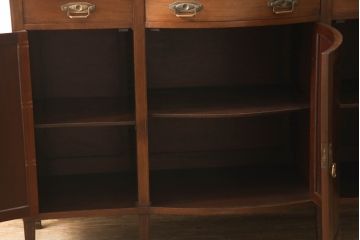 イギリスアンティーク　高級品!象嵌があしらわれたマホガニー材製のキャビネット(収納棚、戸棚、食器棚)(R-048484)