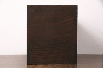 アンティーク家具　杉材　レトロな空間作りに活躍する小引き出し(小物収納)(R-048489)