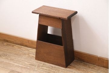 和製アンティーク　ラワン材　懐かしさのある木肌が魅力的な踏み台(スツール、花台)(R-048493)