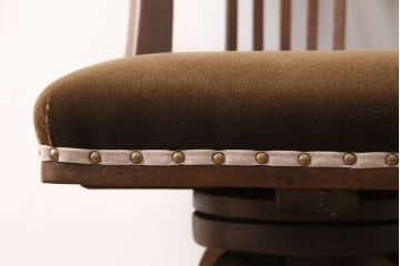 アンティーク家具　樺材　落ち着いた色合いのレトロな回転チェア(ドクターチェア、回転椅子、椅子)(R-048495)