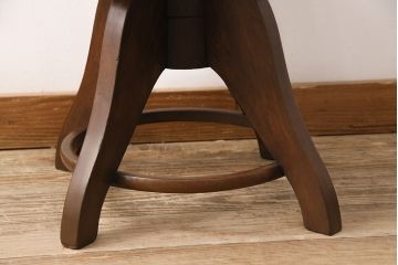 アンティーク家具　樺材　落ち着いた色合いのレトロな回転チェア(ドクターチェア、回転椅子、椅子)(R-048495)