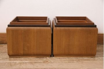 和製アンティーク　指物工芸品　桐材・桑材・黒柿材　高級品!桐の木目が綺麗な角火鉢2つセット(木製火鉢、手あぶり)(R-048500)