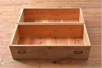 和製アンティーク　前面桐材　衣装盆付き　桐箪笥(着物箪笥、引き出し、和タンス、衣装箪笥)(R-048506)