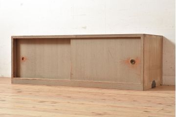昭和レトロ　総桐材　シンプルな収納棚(ローボード、桐箪笥、戸棚、桐たんす)(R-048511)