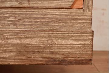 中古　国産　衣装盆付き　小物収納に便利!小引き出しが付いた総桐箪笥(着物箪笥、引き出し、和タンス、衣装箪笥、桐たんす)(R-048515)