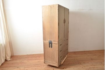 中古　国産　衣装盆付き　小物収納に便利!小引き出しが付いた総桐箪笥(着物箪笥、引き出し、和タンス、衣装箪笥、桐たんす)(R-048515)