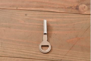 中古　国産　衣装盆付き　小物収納に便利!小引き出しが付いた総桐箪笥(着物箪笥、引き出し、和タンス、衣装箪笥、桐たんす)(R-048515)